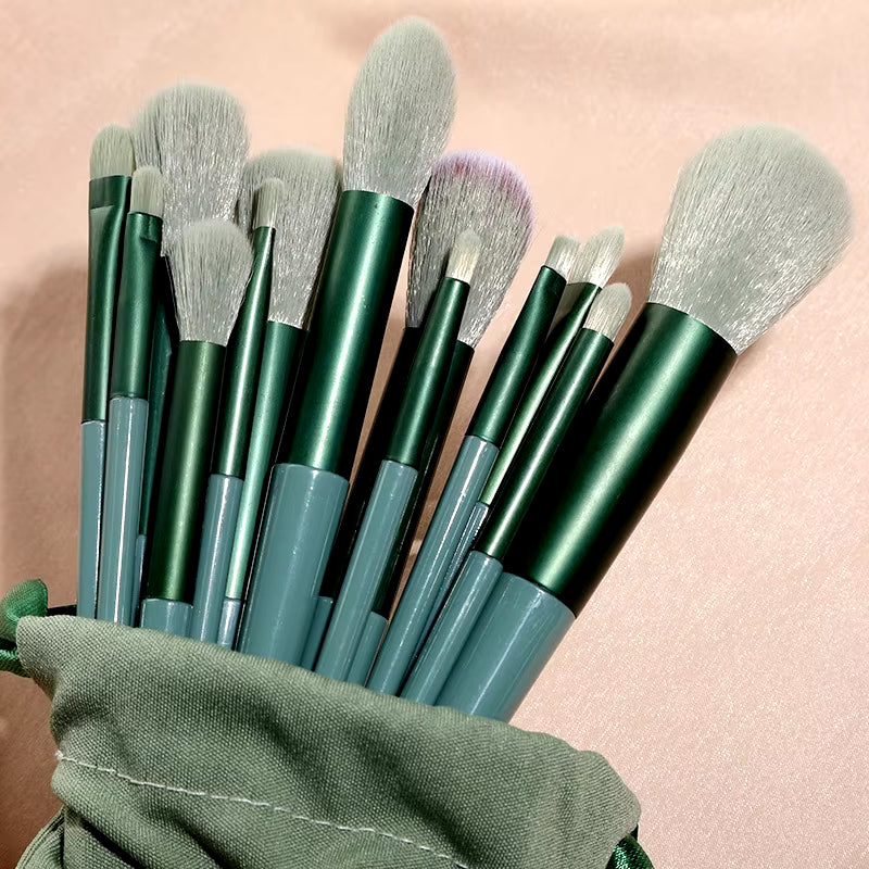 13-Piece Professional Makeup Brush Set with Concealer Brush and Storage Box