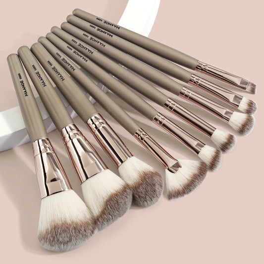 9-Piece Premium Makeup Brush Set for Foundation, Concealer, Eyeshadow, and Blush - Essential Tools for Blending Liquid and Cream Products
