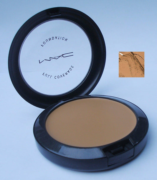 Studio Fix Fluid Foundation - Full Coverage - Shade C40