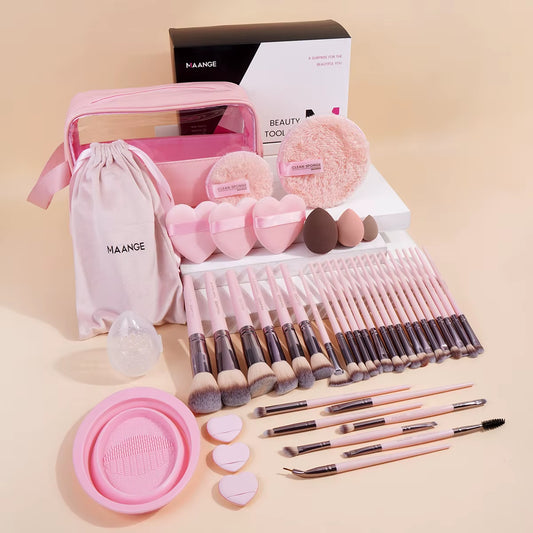 45-Piece Professional Makeup Brush Set with Velvet Bag and Makeup Sponges - Ideal for Travel and Beginners