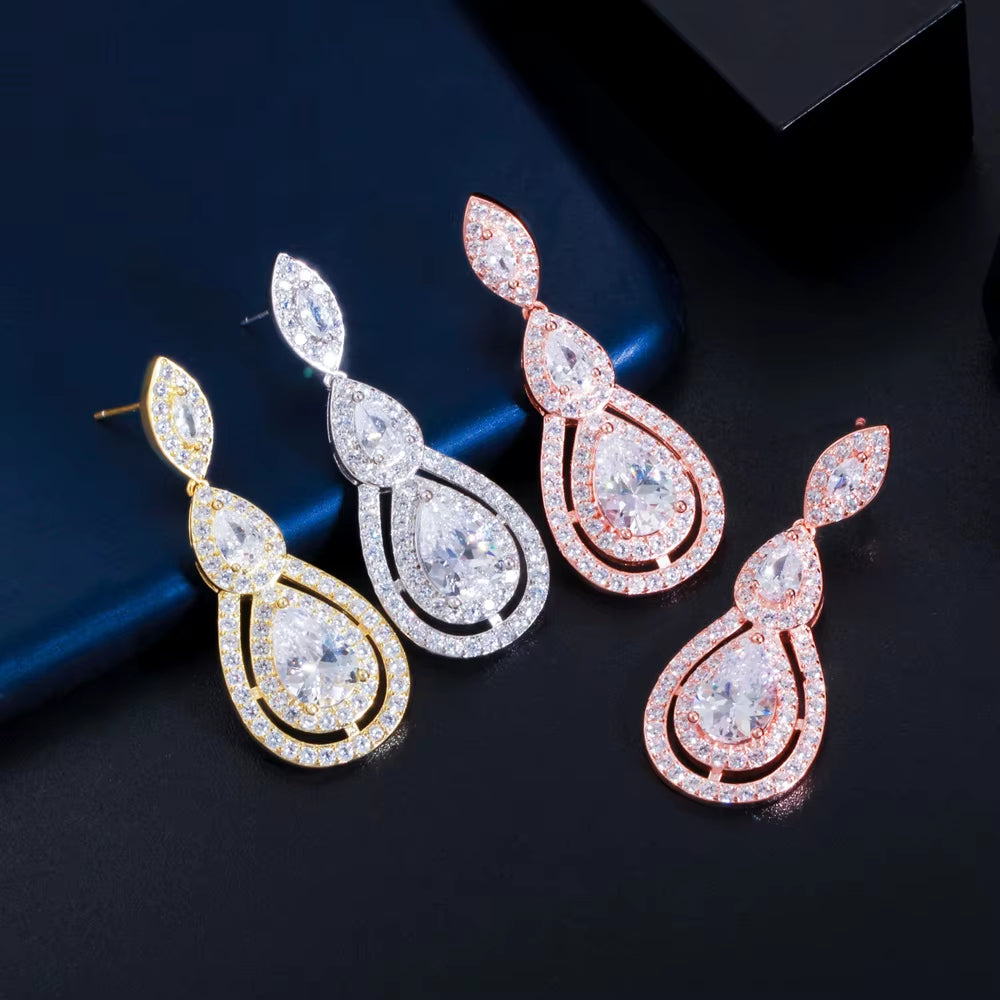Elegant White Cubic Zirconia Water Drop Earrings for Brides - Wedding and Evening Party Jewelry Accessories CZ904