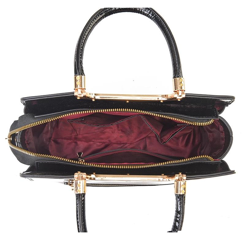 Large Capacity Leather Commuter Handbag - Bright - Black