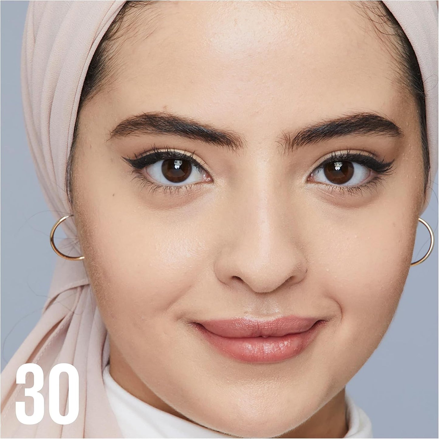 Maybelline Green Edition Superdrop Tinted Oil Foundation, Adjustable Natural Coverage, Available in 8 Shades, Enriched with Jojoba and Marula Oil, 30ml (0.67 Fl Oz)