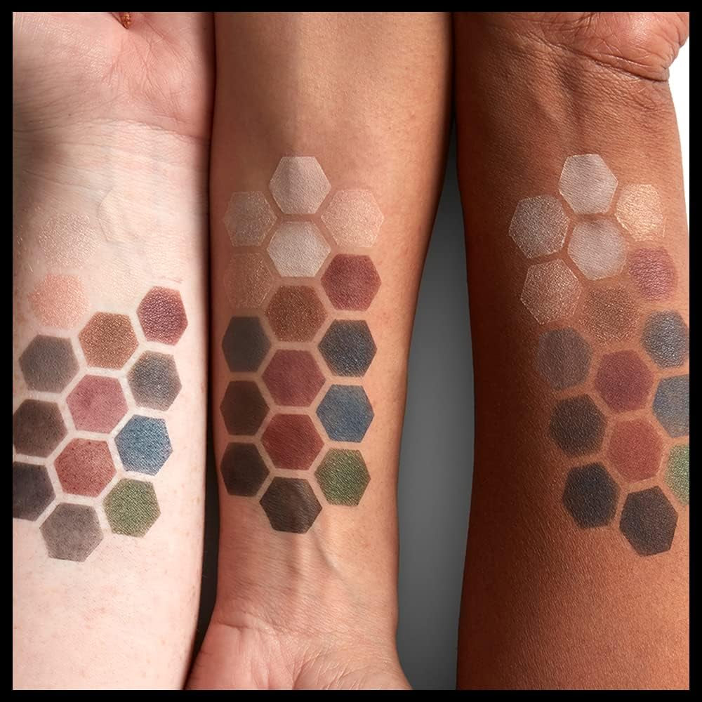 Ultimate Shadow Palette - Smoky and Highlight Eyeshadow Collection